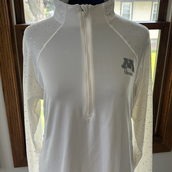 Light weight top - Picture 2 of 5